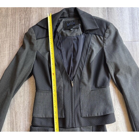 Bebe Collection Y2K Body Shape Half Zip Long Sleeve Collated Lined Grey Blazer 4 - Picture 11 of 13